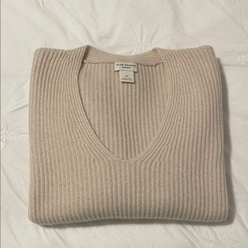 Club Monaco Cream Cashmere V-Neck Sweater